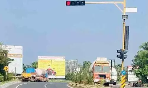 വടക്കഞ്ചേരി-വാളയാർ ദേശീയപാത: ഗതാഗത നിയമലംഘനം പെരുകുന്നു