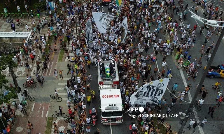 നെയ്മർ, സീക്കോ, റൊമാരിയോ, റൊണാൾഡോ, കക്ക... ആരും വന്നില്ല, പെലെക്ക് അന്ത്യയാത്ര നൽകാൻ