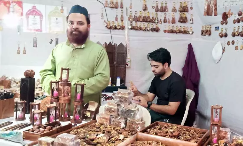 മുഗൾ ശിൽപകലയുടെ വേറിട്ട സൗന്ദര്യം; മത് ലൂബിന്റെ കരവിരുതിൽ ഭദ്രമാണ് മുഗൾ ശിൽപകലയുടെ വേറിട്ട സൗന്ദര്യം; മത് ലൂബിന്റെ കരവിരുതിൽ ഭദ്രമാണ്