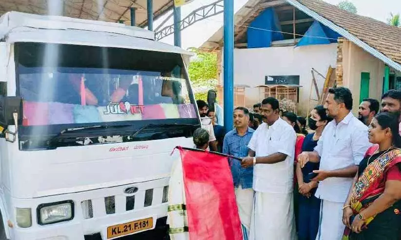 ഗോത്രസാരഥി പദ്ധതിക്ക് തൊളിക്കോട് തുടക്കം ഗോത്രസാരഥി പദ്ധതിക്ക് തൊളിക്കോട് തുടക്കം