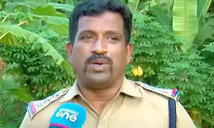 കേസുകൾ വ്യാജമെന്ന് ഡി.ജി.പി മുമ്പാകെ വിശദീകരിച്ച് സി.ഐ സുനു കേസുകൾ വ്യാജമെന്ന് ഡി.ജി.പി മുമ്പാകെ വിശദീകരിച്ച് സി.ഐ സുനു