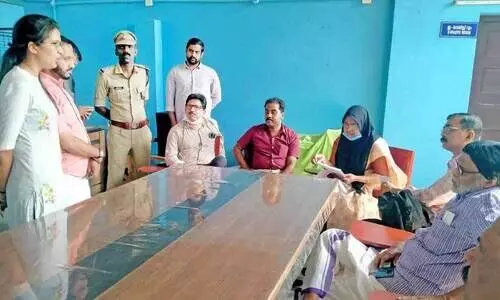 താലൂക്ക് ആശുപത്രി കിടത്തിച്ചികിത്സ: ഡി.വൈ.എഫ്.ഐ ഇറങ്ങിപ്പോയി