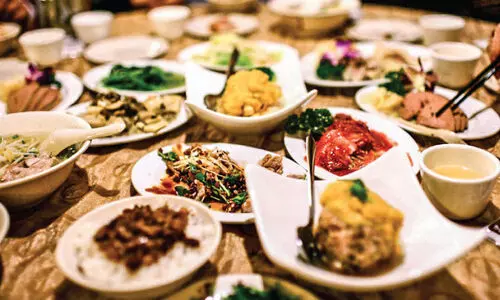 ഭക്ഷ്യ സുരക്ഷ പരിശോധന: പാ​ല​ക്കാ​ട് രണ്ട് സ്ഥാപനങ്ങൾ അടപ്പിച്ചു