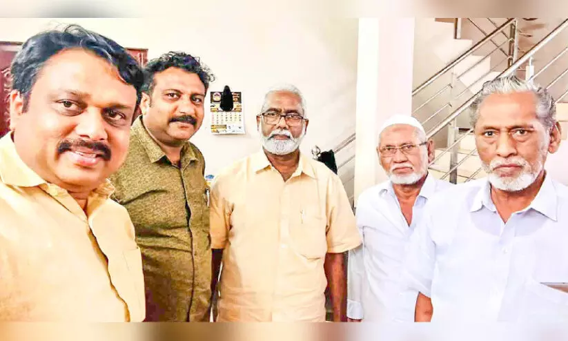 സഫലമായി കുടുംബവേര് തേടിയുള്ള മൂന്നംഗ സംഘത്തിന്‍റെ യാത്ര
