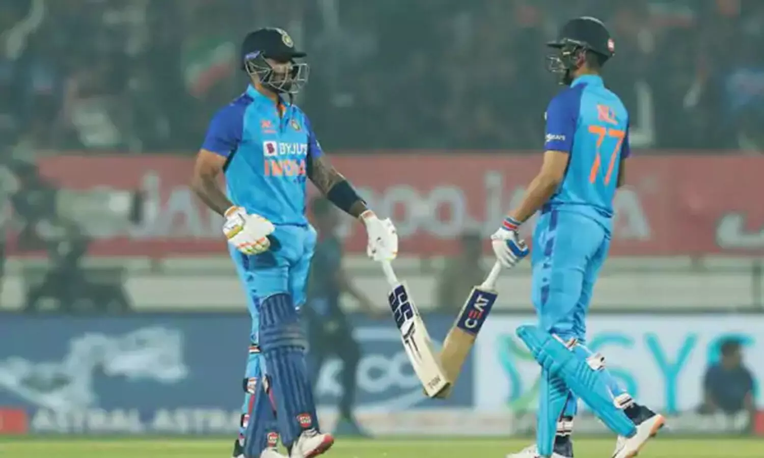 സൂര്യകുമാറിന്റെ വെടിക്കെട്ട്; ഇന്ത്യക്ക് കൂറ്റൻ സ്കോർ