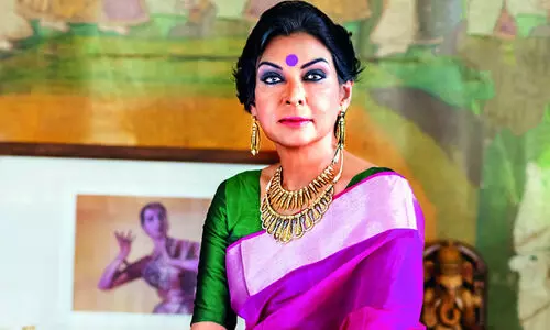 ചുറ്റുമുണ്ട് മനുസ്മൃതിയുടെ മനസ്സുകൾ -മല്ലിക സാരാഭായി