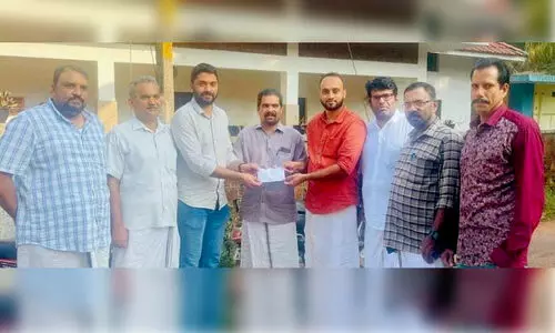 കെ.​ടി.​എ കു​വൈ​ത്ത് ചി​കി​ത്സ ധ​ന​സ​ഹാ​യം കൈ​മാ​റി