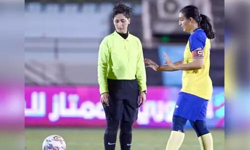 അ​നൗ​ദ് അ​ൽ അ​സ്മ​രി: ഫി​ഫ ബാ​ഡ്ജ് ല​ഭി​ച്ച ആ​ദ്യ സൗ​ദി വ​നി​ത റ​ഫ​റി