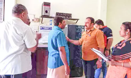 പരിശോധന തുടരുന്നു; പന്തളത്ത് ആശുപത്രി കാന്‍റീനിലും പഴകിയ ഭക്ഷണം