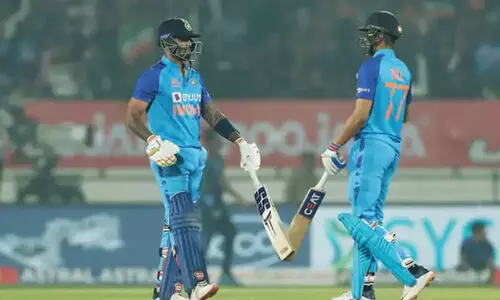 സൂര്യകുമാറിന്റെ വെടിക്കെട്ട്; ഇന്ത്യക്ക് കൂറ്റൻ സ്കോർ