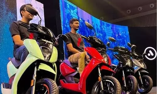 Ather 450X gets new colours, software updates new seat Ather 450X gets new colours, software updates new seat