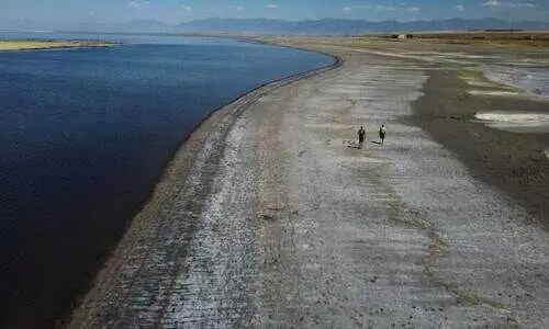 വലിയ ഉ​പ്പു​ത​ടാ​കം ഇ​ല്ലാ​താ​കു​ക​​യാ​ണോ?