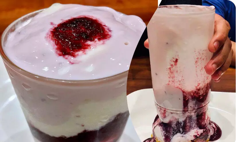 Berry up of blue berries