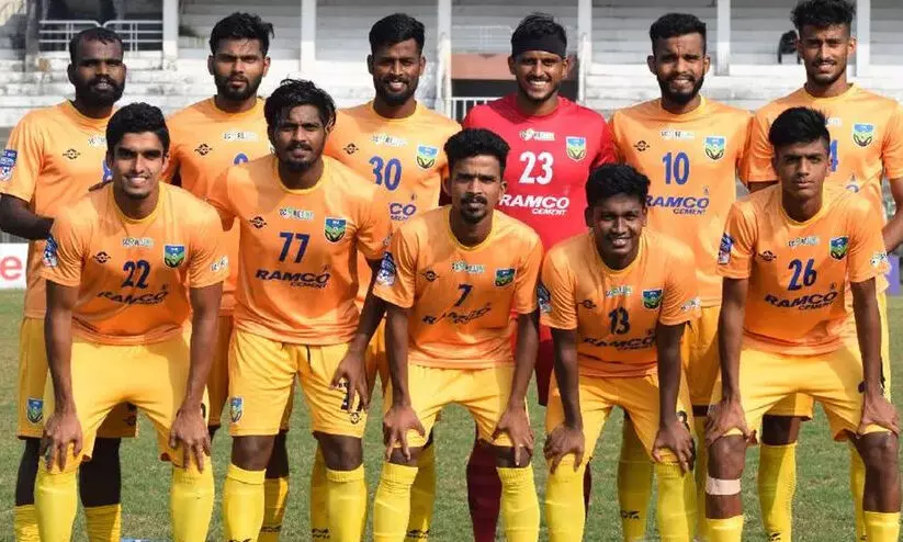 രാജകീയം കേരളം; സന്തോഷ് ട്രോഫിയിൽ മിസോറാമിനെയും തകർത്ത് ഫൈനൽ റൗണ്ടിൽ രാജകീയം കേരളം; സന്തോഷ് ട്രോഫിയിൽ മിസോറാമിനെയും തകർത്ത് ഫൈനൽ റൗണ്ടിൽ