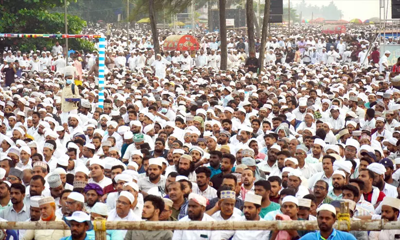 മുജാഹിദ് സമ്മേളനം പരാജയപ്പെട്ടതിന് സമസ്തയുടെ മേൽ കുതിരകയറരുത് -ജിഫ്രി തങ്ങൾ