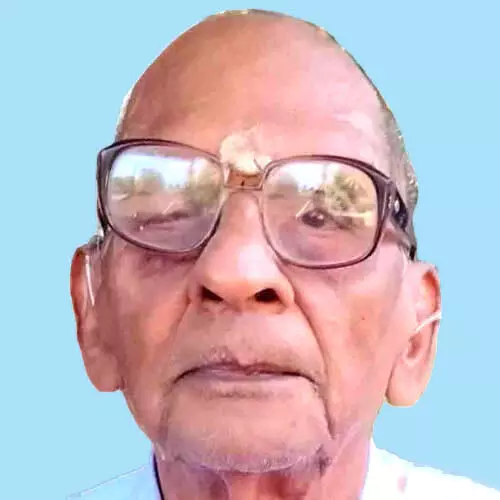 നീ​ല​ക​ണ്ഠ​ൻ ന​മ്പൂ​തി​രി