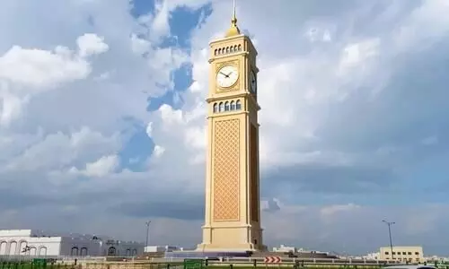 ഘ​ടി​കാ​ര ഗോ​പു​രം