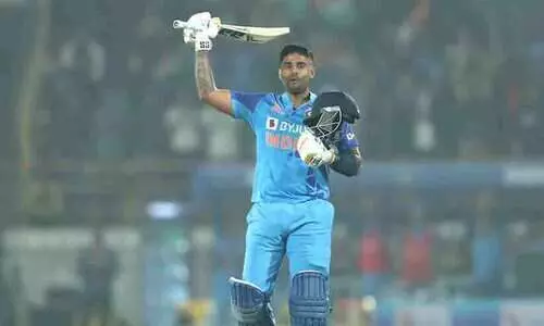 കത്തിജ്വലിച്ച് സൂര്യ; വഴിമാറി റെക്കോഡുകൾ