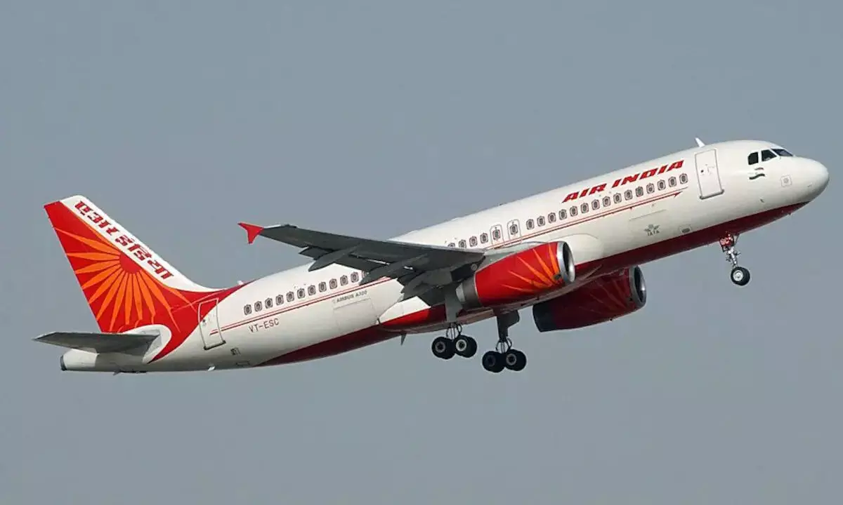 മൂ​ട​ൽ മ​ഞ്ഞ്​; ഡ​ൽ​ഹി വി​മാ​ന​ങ്ങ​ൾ വൈ​കി