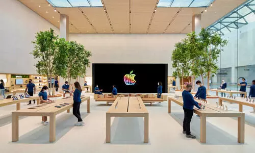 ഇന്ത്യയിൽ ആദ്യത്തെ റീട്ടെയിൽ സ്റ്റോറുമായി ആപ്പിൾ; നിയമനവും തുടങ്ങി