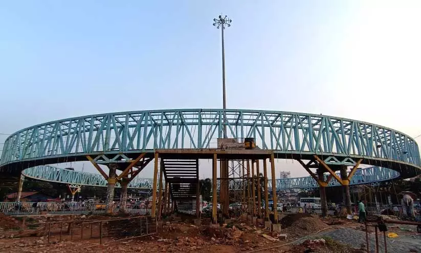 ആകാശ നടത്തം മാർച്ചോടെ