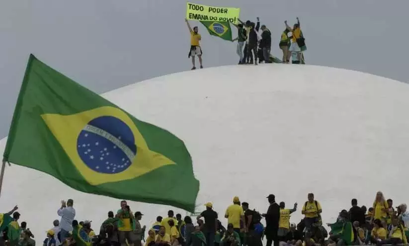 ജനാധിപത്യം സംരക്ഷിക്കാൻ ബ്രസീലിൽ കൂറ്റൻ റാലികൾ