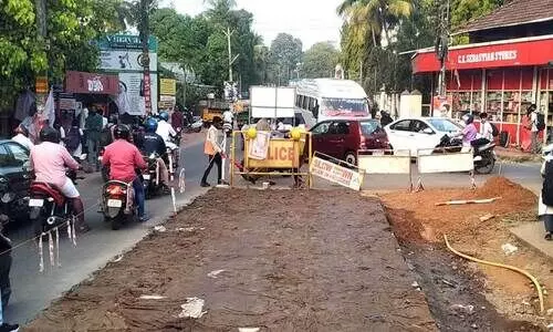കൊടുങ്ങല്ലൂർ-കൂർക്കഞ്ചേരി റോഡ് വരാനിരിക്കുന്നത് ഇരുട്ടടി