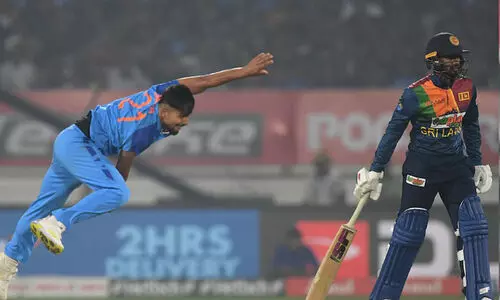 മണിക്കൂറിൽ 156 കിലോമീറ്റർ വേഗത; സ്വന്തം റെക്കോഡ് തിരുത്തി ഉമ്രാൻ മാലിക്ക്