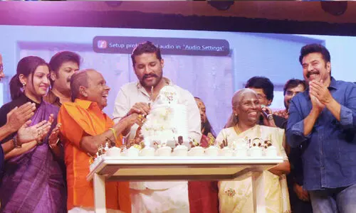 ഗാനഗന്ധർവന് 83; ആഘോഷമായി പിറന്നാൾ; യു.എസിലെ വസതിയിൽനിന്ന് പരിപാടിയിൽ പങ്കുചേർന്ന് യേശുദാസ്