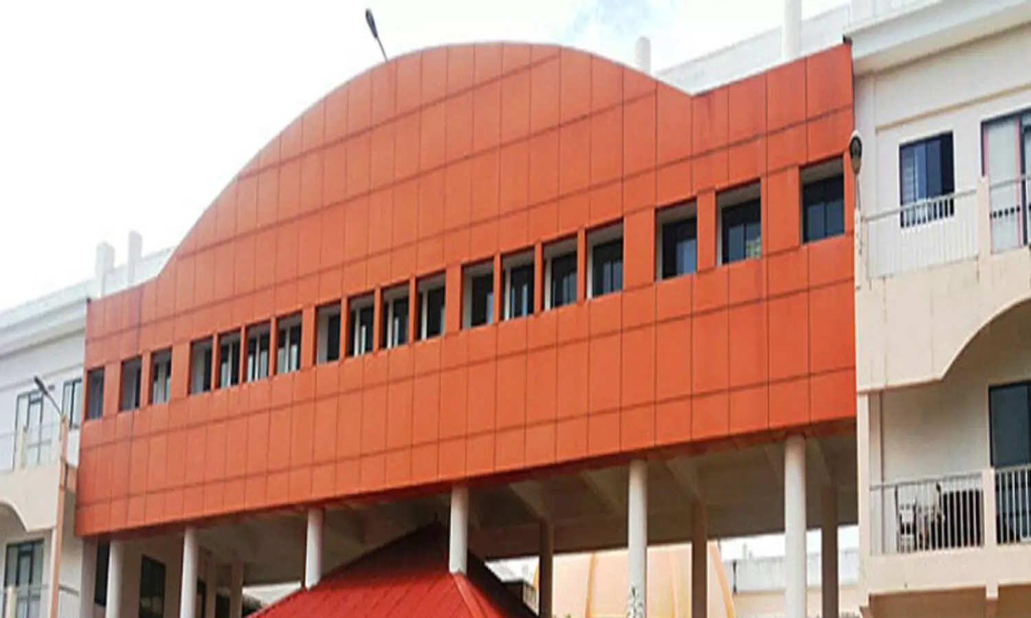 സാങ്കേതിക സർവകലാശാല വി.സിക്ക് ‘കടിഞ്ഞാണിടാൻ’ നാലംഗ സമിതി