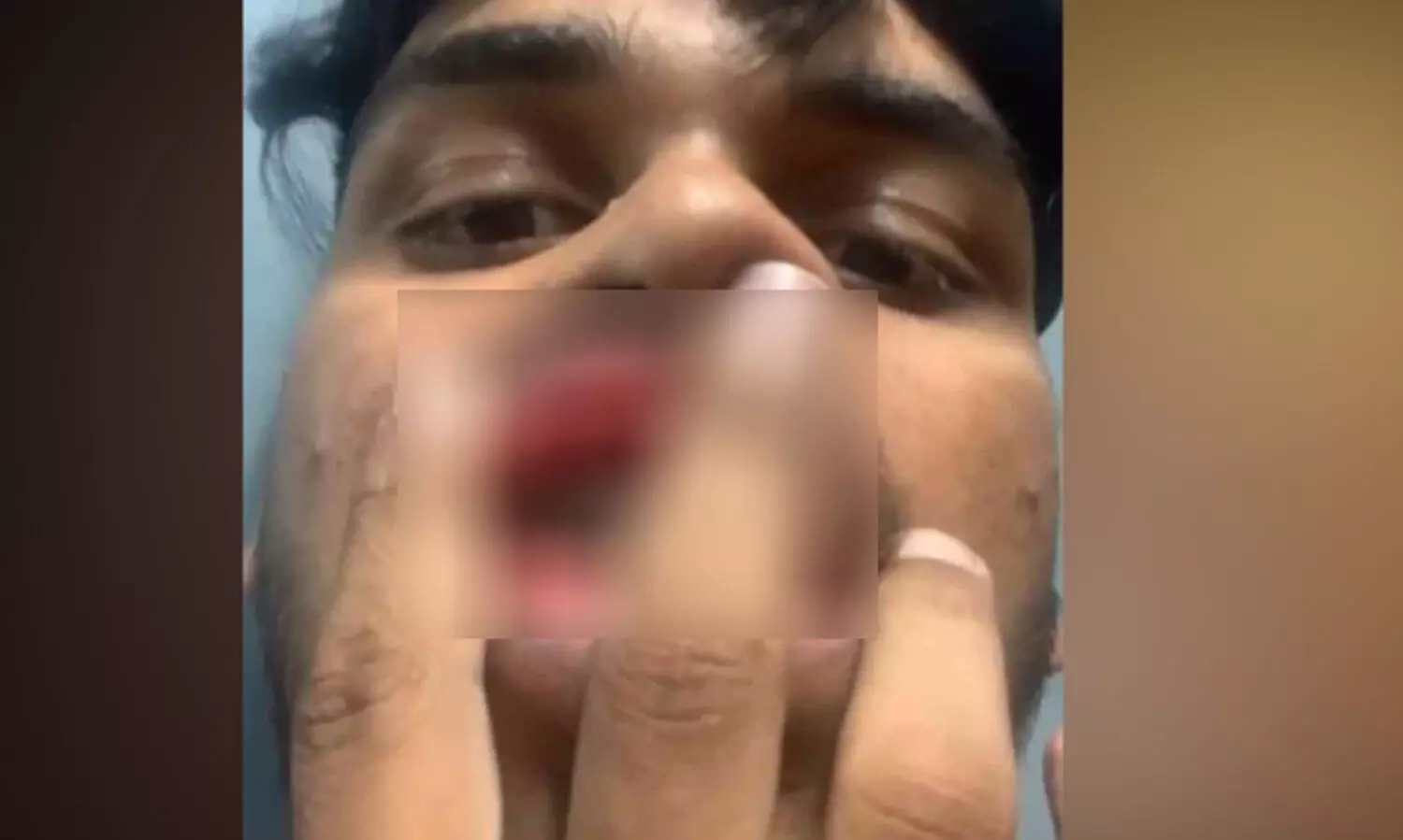 വിദ്യാര്‍ഥിയെ ട്രെയിനിൽ ടി.ടി.ഇ മര്‍ദിച്ചതായി പരാതി