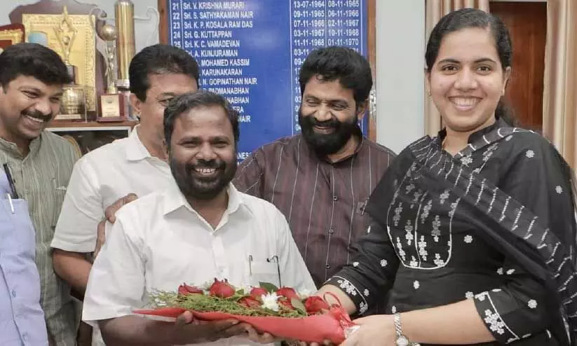 കോർപറേഷൻ: മേടയിൽ വിക്രമൻ മരാമത്ത് സ്റ്റാൻഡിങ് കമ്മിറ്റി അധ്യക്ഷൻ കോർപറേഷൻ: മേടയിൽ വിക്രമൻ മരാമത്ത് സ്റ്റാൻഡിങ് കമ്മിറ്റി അധ്യക്ഷൻ