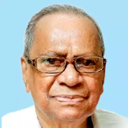 കു​മാ​ര​ന്‍