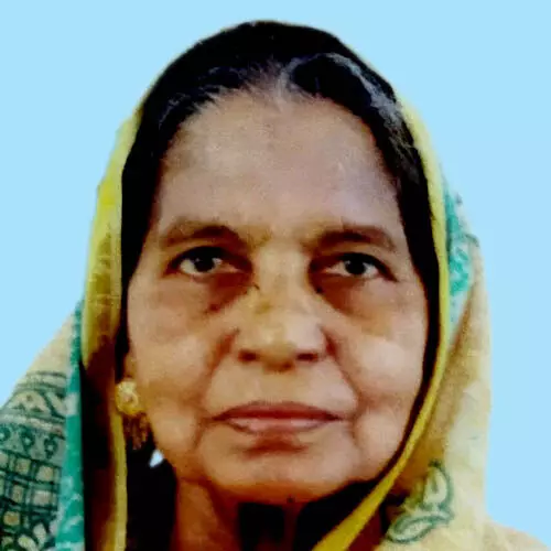 ഇ​മ്പി​ച്ചു​മ്മ