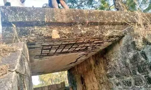 അ​പ​ക​ട ഭീ​ഷ​ണി ഉ​യ​ർ​ത്തി പു​ത്ത​ൻന​ട ചീ​ർ​പ്പ്