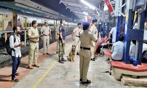 കണ്ണൂർ റെയിൽവേ സ്റ്റേഷനിൽ വ്യാജ ബോംബ് ഭീഷണി