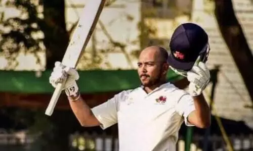 ട്രിപ്പിൾ സെഞ്ച്വറിയുമായി പ്രിഥ്വി ഷാ; രഞ്ജിയിൽ മുംബൈ താരത്തിനായി ചരിത്രം വഴിമാറി