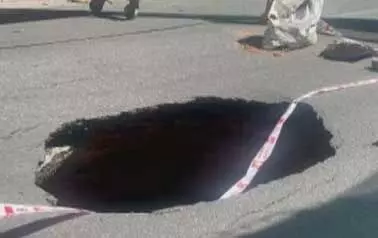 Road Caves Road Caves