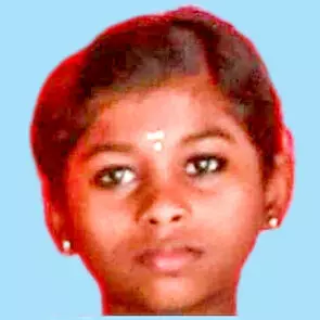 പ​നി ബാ​ധി​ച്ച് വി​ദ്യാ​ർ​ഥി​നി  മ​രി​ച്ചു