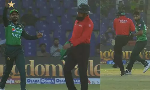 പാകിസ്താൻ ഫീൽഡറുടെ ‘ഏറ്’ കൊണ്ട് കലിപ്പിലായി അംപയർ; ചിരിയടക്കാനാകാതെ ബാബർ അസം -VIDEO