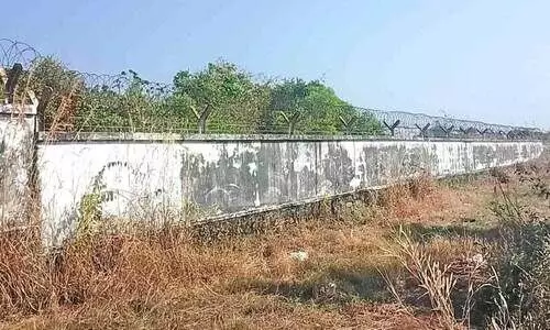 മതിൽ സാക്ഷി; ചീമേനിക്ക് ഒരു പാർക്കുമില്ല