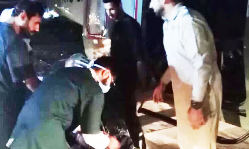 മലയിൽനിന്ന് വീണ് വിദേശവനിതക്ക് പരിക്ക് മലയിൽനിന്ന് വീണ് വിദേശവനിതക്ക് പരിക്ക്