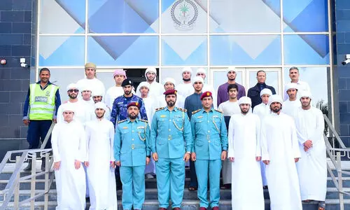 വി​ദ്യാ​ർ​ഥി​ക​ൾ​ക്ക് സു​ര​ക്ഷാ അ​വ​ബോ​ധം ന​ൽ​കി ഷാ​ർ​ജ പൊ​ലീ​സ്