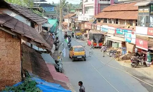 വികസനം വരണം; പക്ഷേ ഞങ്ങളെങ്ങനെ ജീവിക്കും?