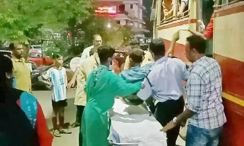 ശാരീരികാസ്വാസ്ഥ്യം: യാത്രക്കാരനുമായി കെ.എസ്.ആർ.ടി.സി ആശുപത്രിയിലേക്കോടി