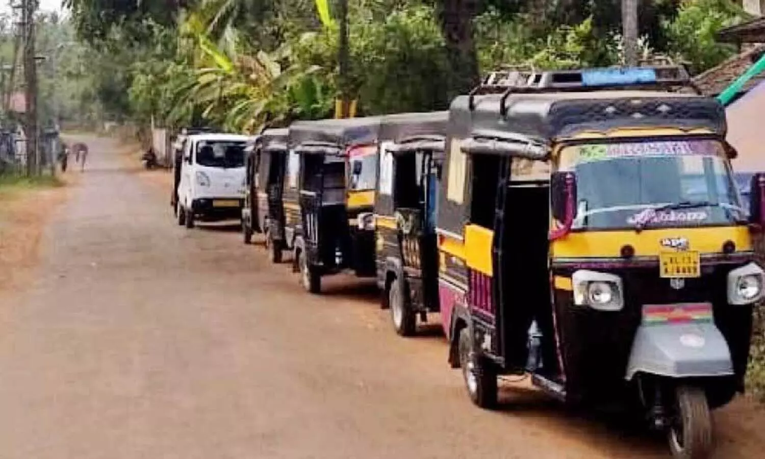 ദേശീയപാത വികസനം; ഓട്ടോ ഡ്രൈവർമാർ പെരുവഴിയിൽ