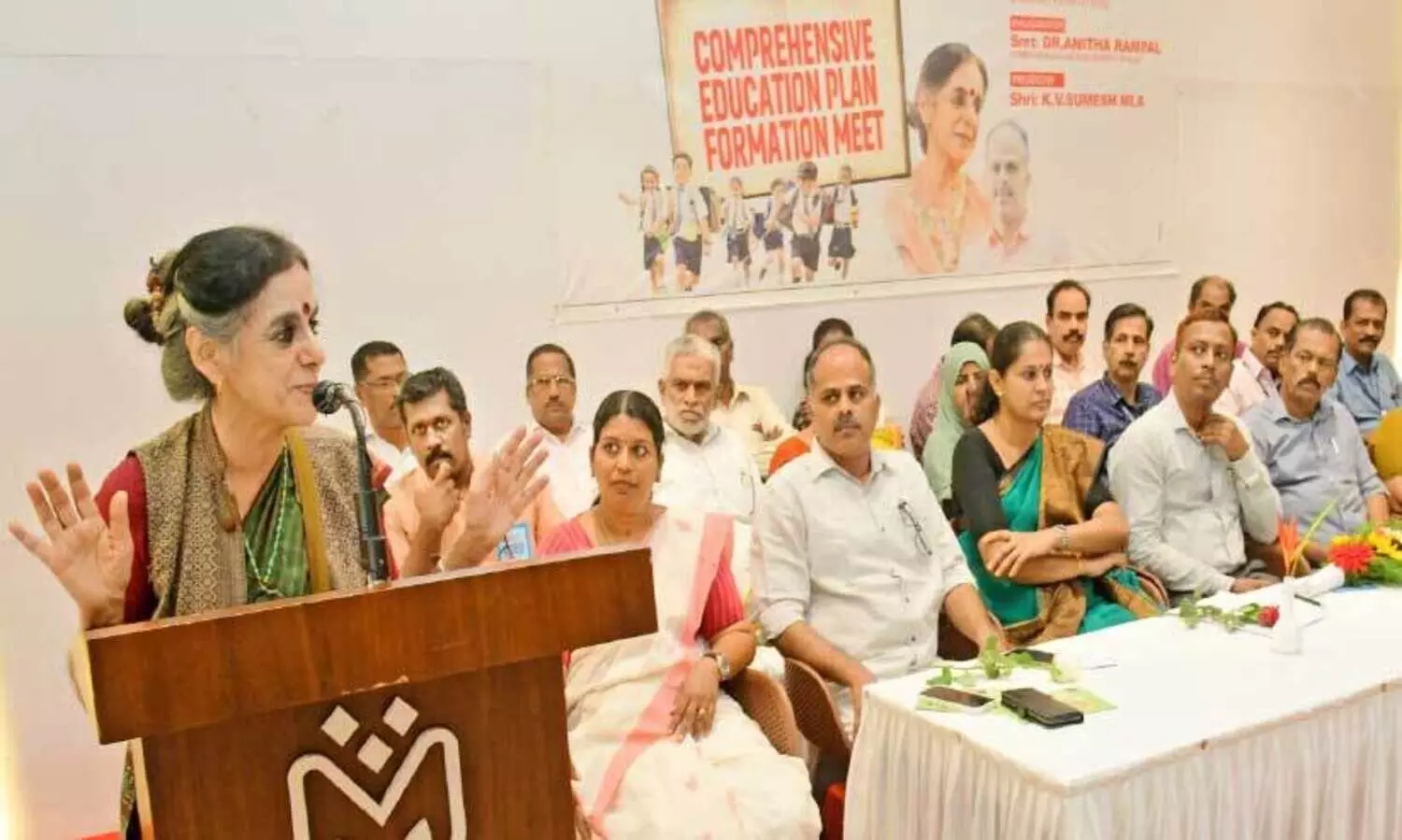 അഴീക്കോട്ടെ വിദ്യാലയങ്ങള്‍ കൂടുതൽ സ്മാർട്ടാകും