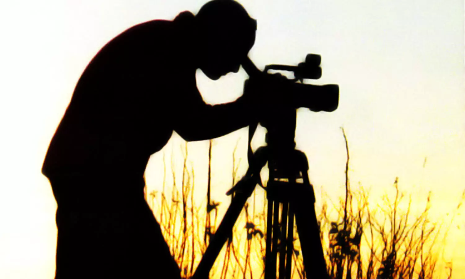 ചലച്ചിത്ര നിർമാണം: വനിതകൾക്കും, ട്രാൻസ്ജെന്റർ വ്യക്തികൾക്കും പരിശീലന പരിപാടി