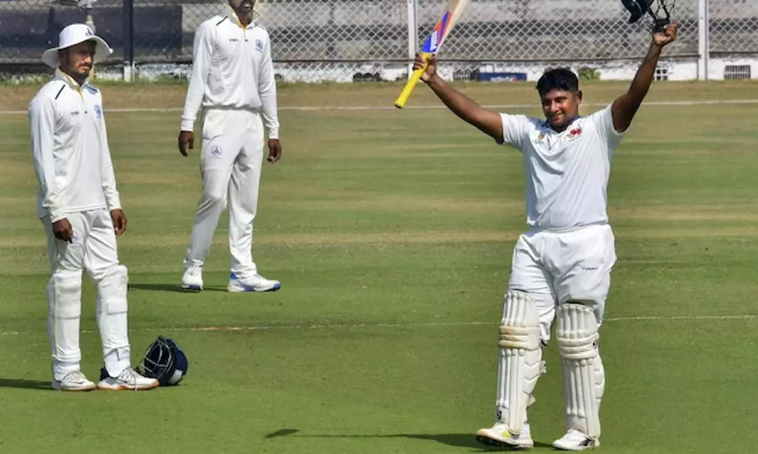 ‘സൂര്യകുമാർ യാദവിനെ ഉൾപ്പെടുത്തിയത് രഞ്ജിക്ക് അപമാനം...’; സർഫറാസ് ഖാനെ തഴഞ്ഞതിൽ ആരാധക രോഷം