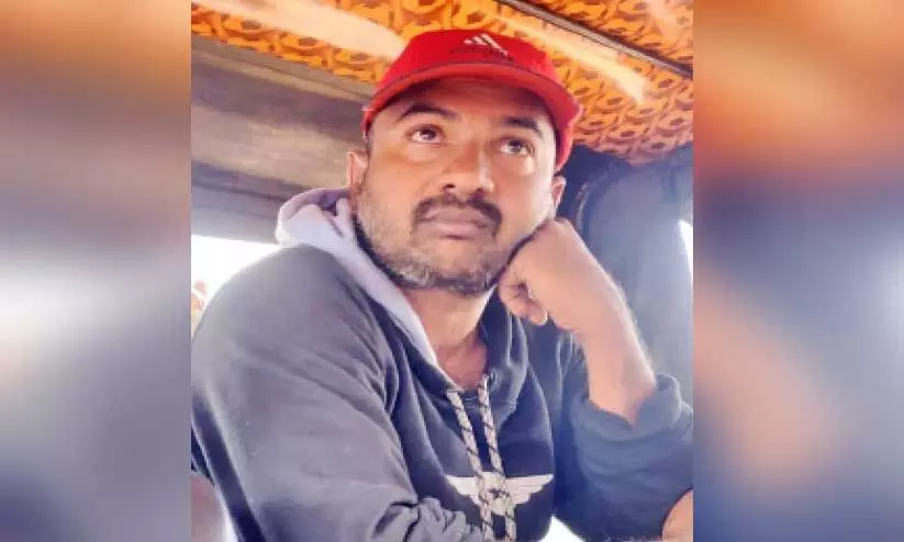 രണ്ടര കിലോ കഞ്ചാവുമായി യുവാവ് പിടിയിൽ രണ്ടര കിലോ കഞ്ചാവുമായി യുവാവ് പിടിയിൽ